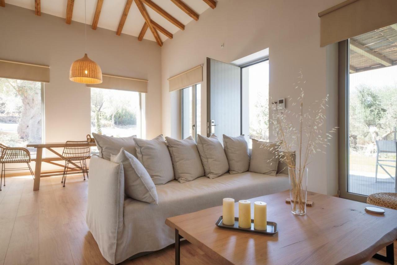 Elies Residences Luxury Apartments Митилини Экстерьер фото